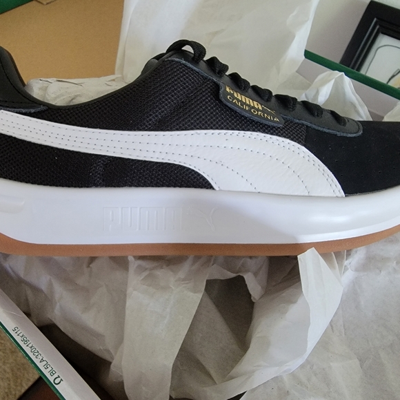 Puma California Casual - Picture 1 of 3